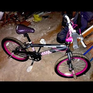 Mongoose Dirt bike